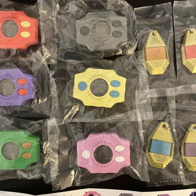 ☆新品☆ デジモンアドベンチャー　メモリアルグッズ　ガチャガチャ デジモンアドベンチャー めじるしアクセサリー｜ガシャポン